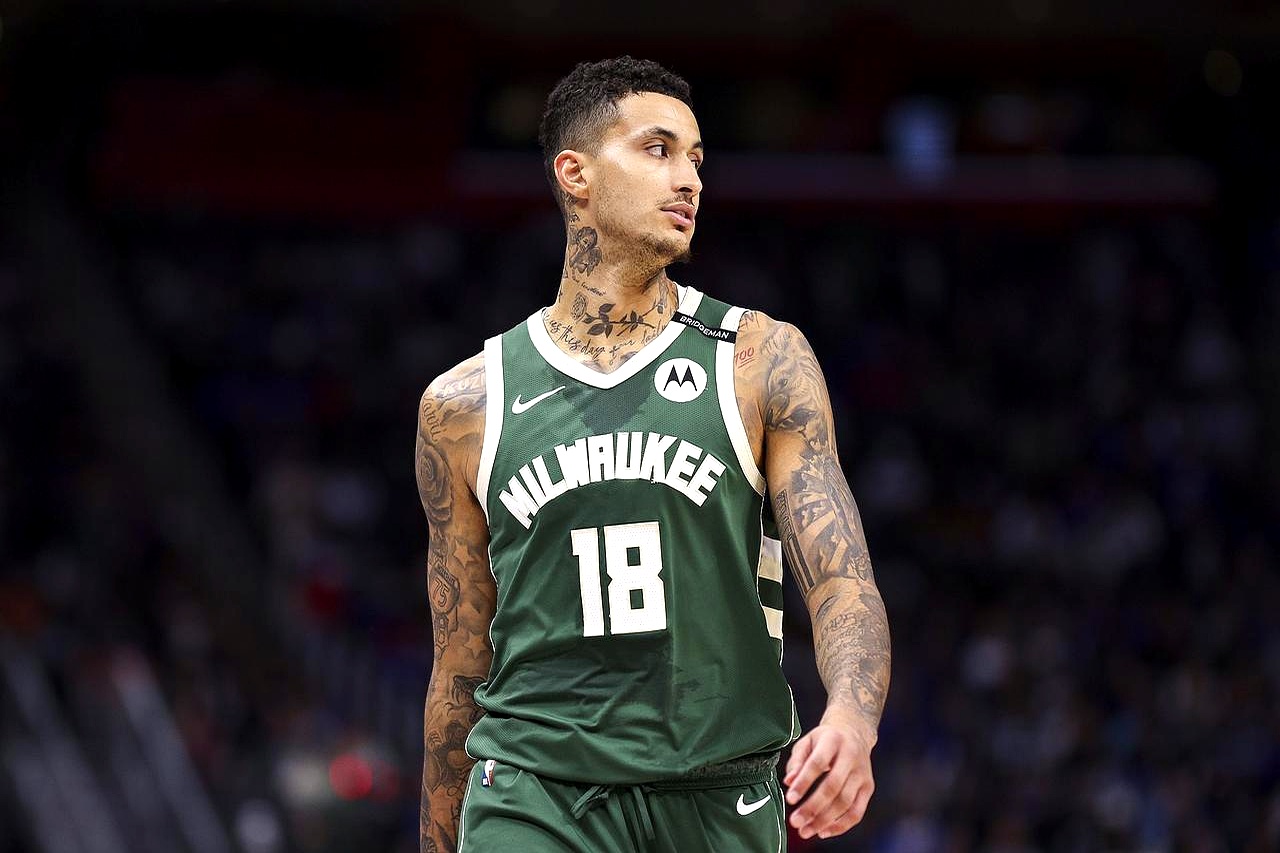 雄鹿核心球员伤退，球队未来走势成疑，你们完全感觉.